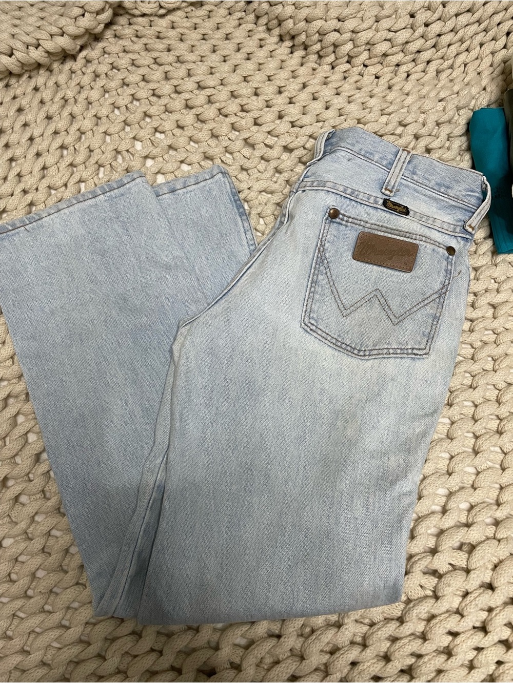 Wrangler Light Blue Straight Leg Women’s Jeans
